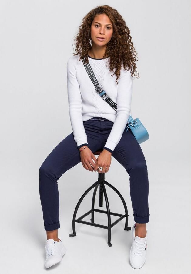 AJC Chino in een vlot model met contrastkleurige riem (2-delig) - Foto 5