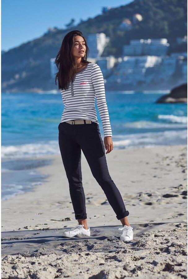 AJC Chino in een vlot model met contrastkleurige riem (2-delig) - Foto 9