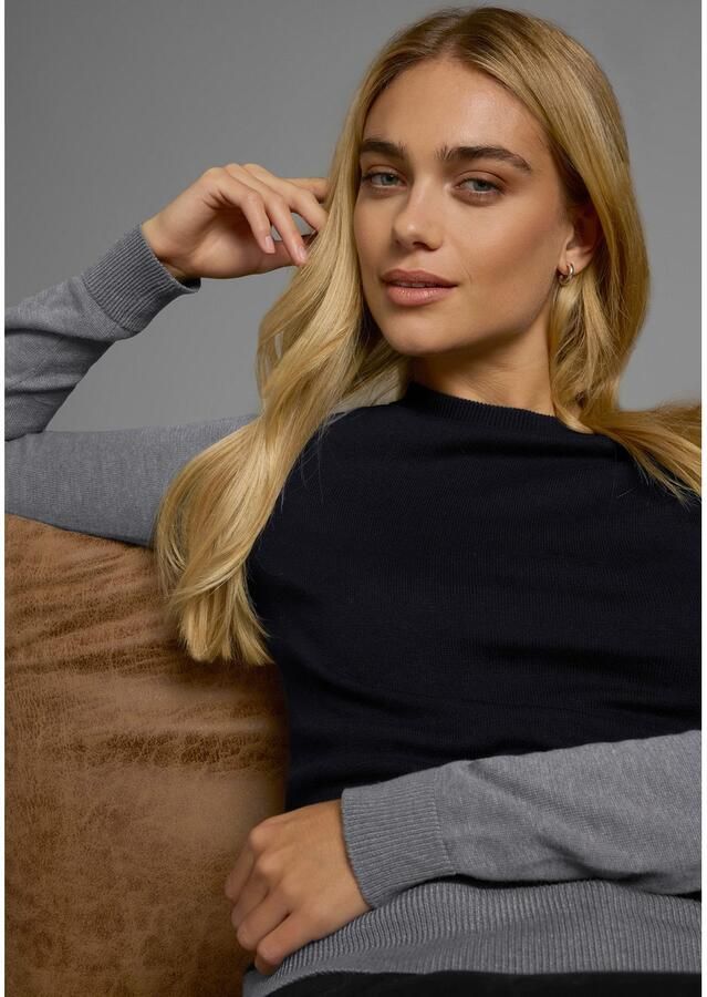 AJC Gebreide trui met contrastkleurige mouwen en boord