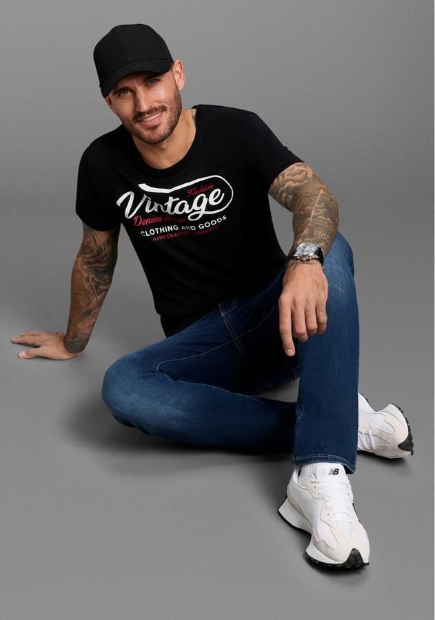 AJC T-shirt korte mouwen smalle snit met stijlvolle druk - Foto 3