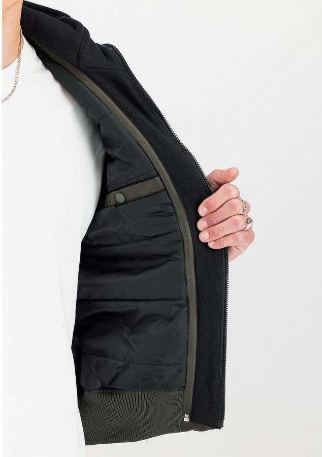 Alpha industries Bomberjack met capuchon en labelstitching - Foto 2