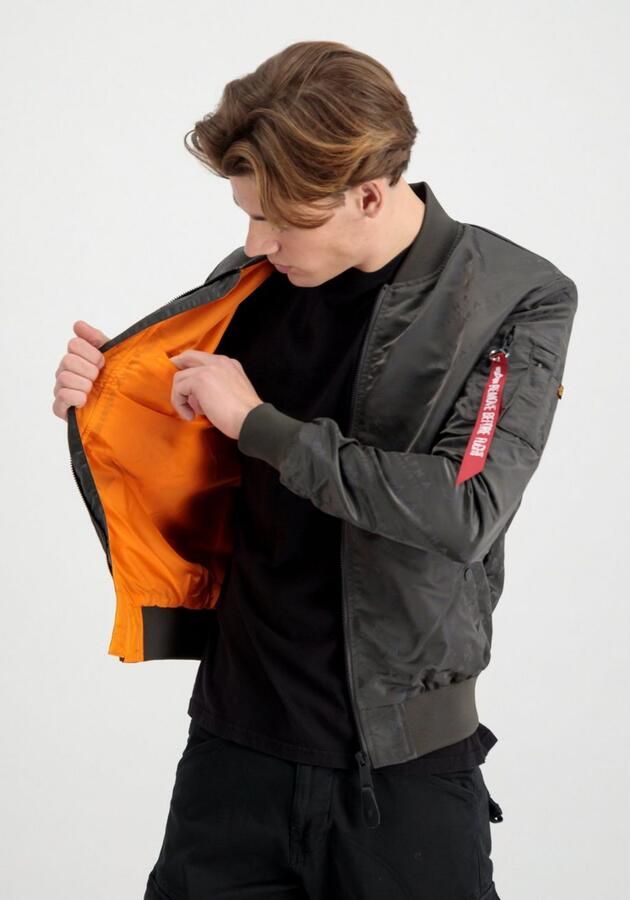 Alpha Industries Regenjack MA-1 LW AOP Rainbow Ref. - Foto 3