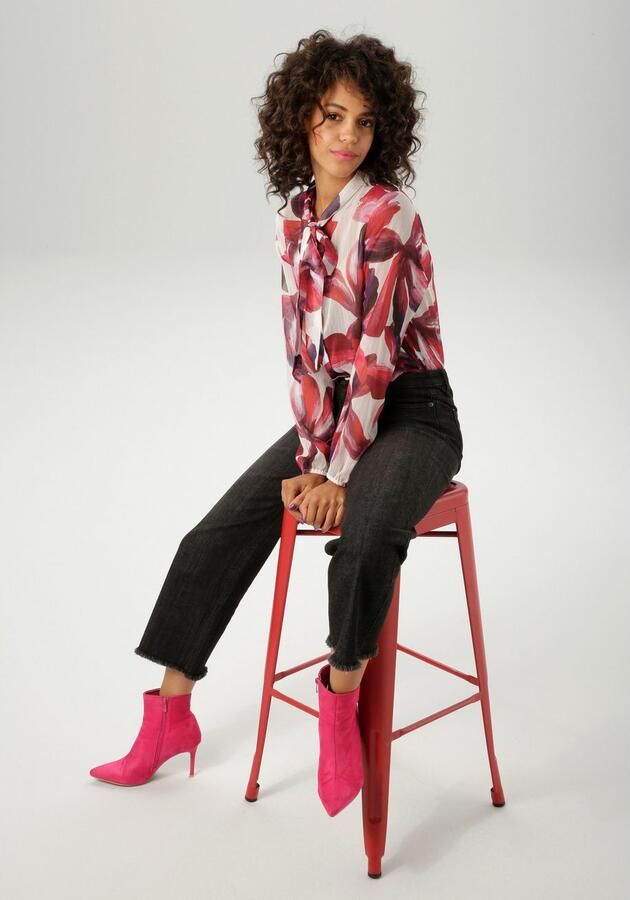 Aniston CASUAL Blouse met kraagstrik bedrukt met grootvlak grafische bladeren nieuwe collectie - Foto 6