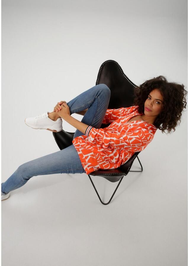 Aniston CASUAL Blouse zonder sluiting met letters gedessineerd - Foto 3