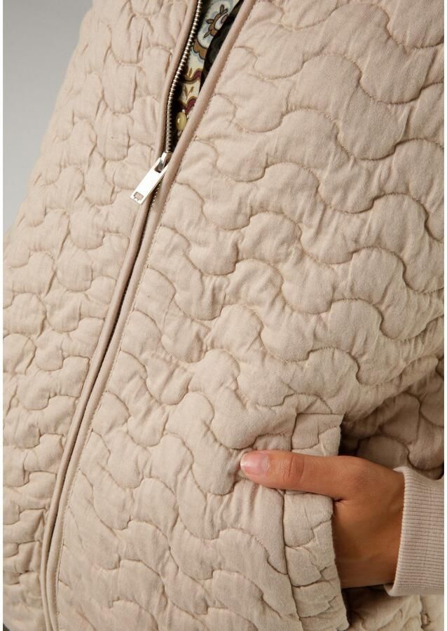 Aniston CASUAL Blouson met gewatteerde golvende stiksels - Foto 3