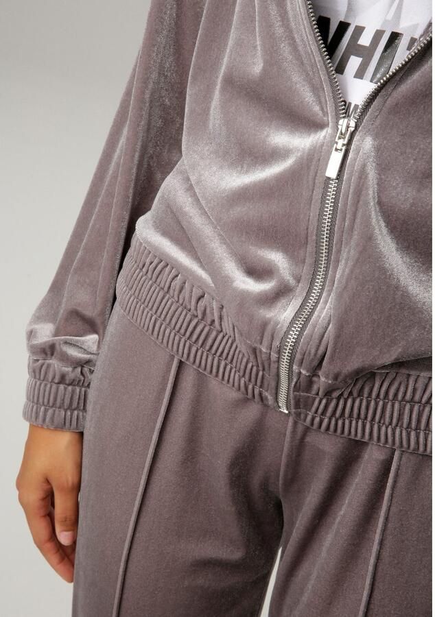 Aniston CASUAL Blouson van edele glanzende fluweel - Foto 3