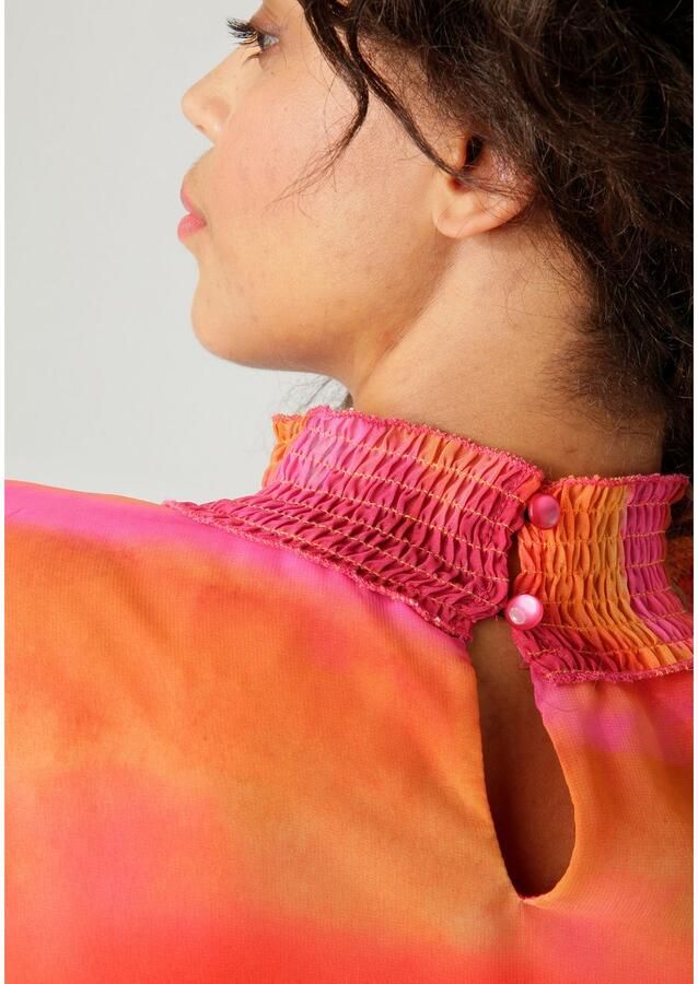 Aniston CASUAL Chiffon blouse in kleurrijk batik-dessin elk deel een unicum nieuwe collectie - Foto 3