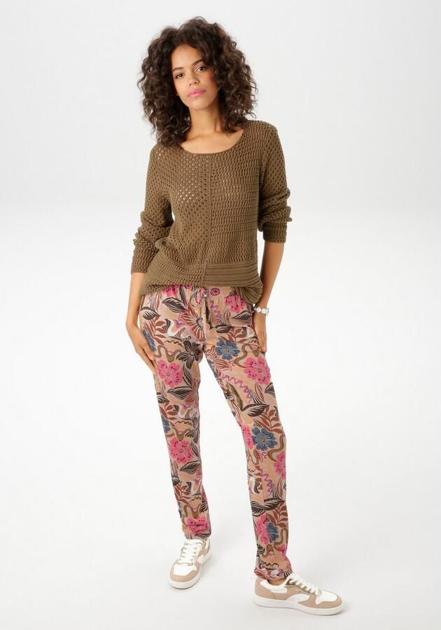 Aniston CASUAL Comfortbroek bedrukt met grote bloemen en bladeren - Foto 5