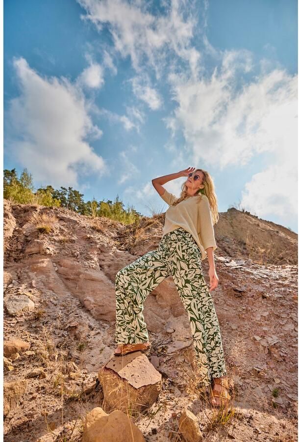 Aniston CASUAL Comfortbroek met fantasierijke bladeren bedrukt - Foto 7