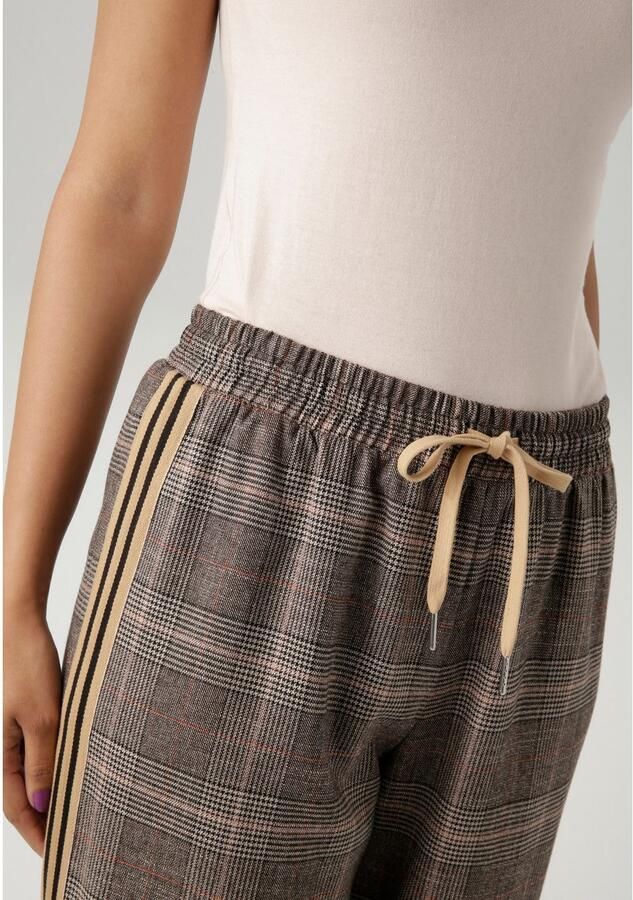 Aniston CASUAL Comfortbroek met gestreepte tape op de zijnaden nieuwe collectie - Foto 3