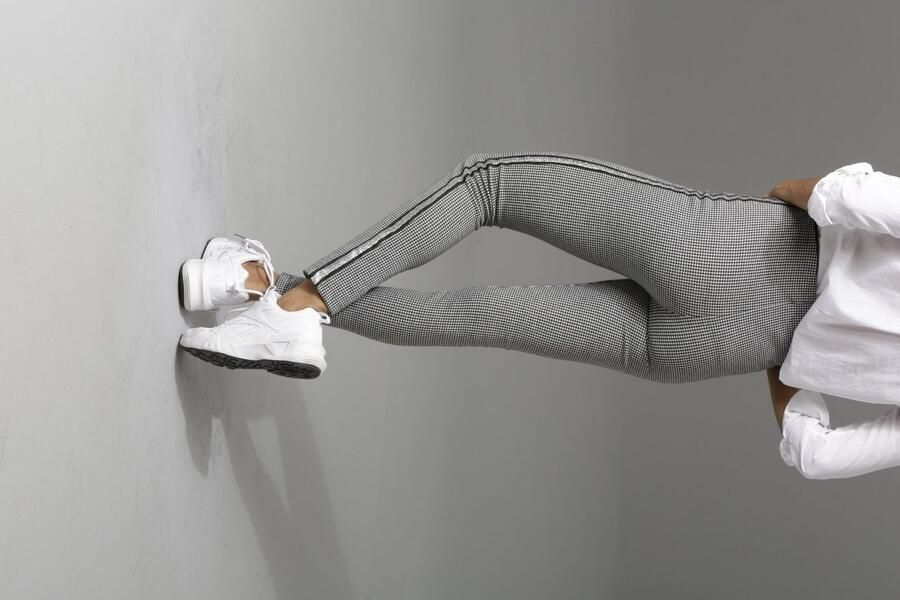 Aniston CASUAL Comfortbroek met glinsterende galons - Foto 5