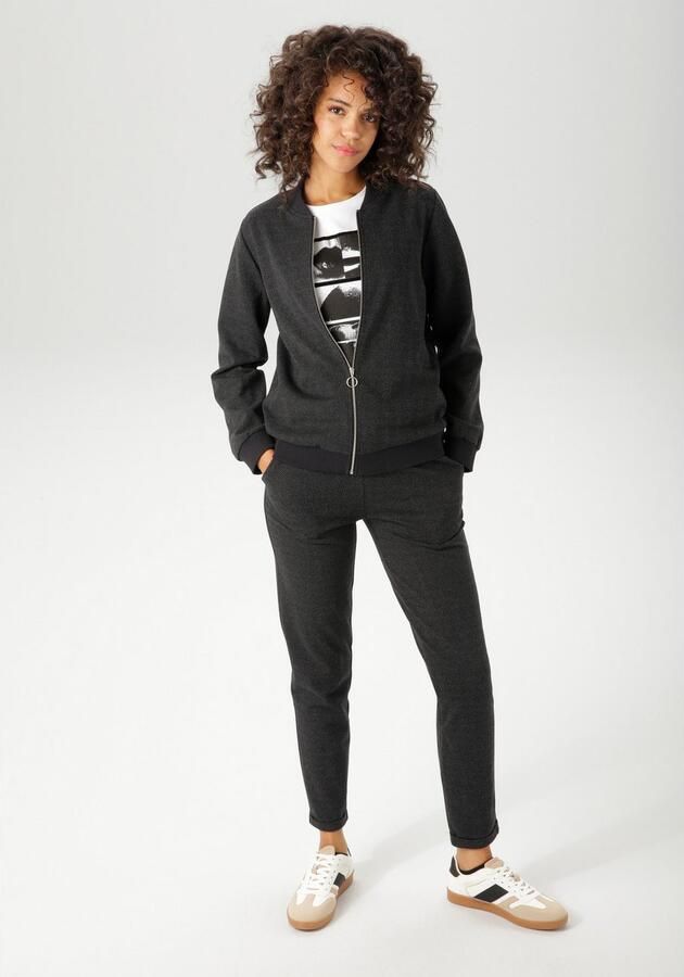 Aniston CASUAL Comfortbroek met trendy visgraatpatroon nieuwe collectie - Foto 5