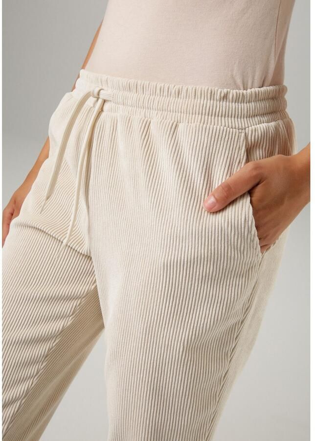 Aniston CASUAL Comfortbroek van trendy elastische cord - Foto 2