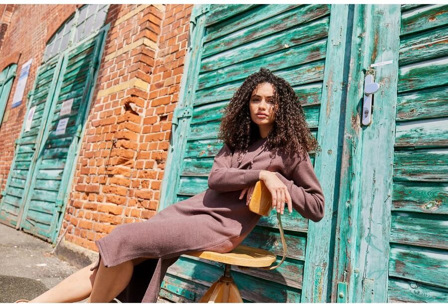 Aniston CASUAL Gebreide jurk capuchon met een bindstrik aan te passen - Foto 6