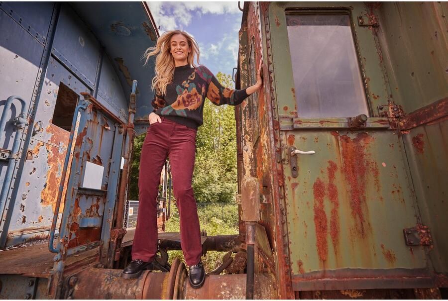 Aniston CASUAL Gebreide trui met grote ingebreide bloe nieuwe collectie - Foto 8