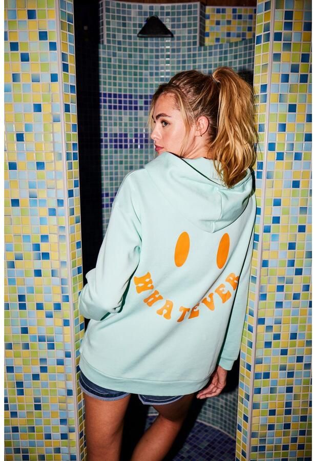 Aniston CASUAL Jeansshort met lichte slijteffecten - Foto 15