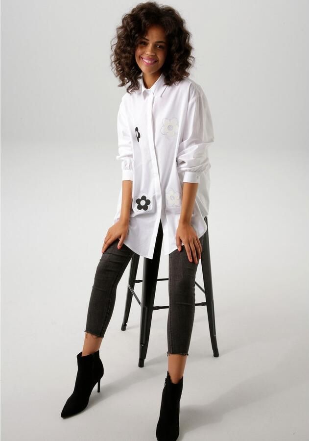 Aniston CASUAL Overhemdblouse met glinsterende steentjes versierde bloemapplicaties - Foto 4