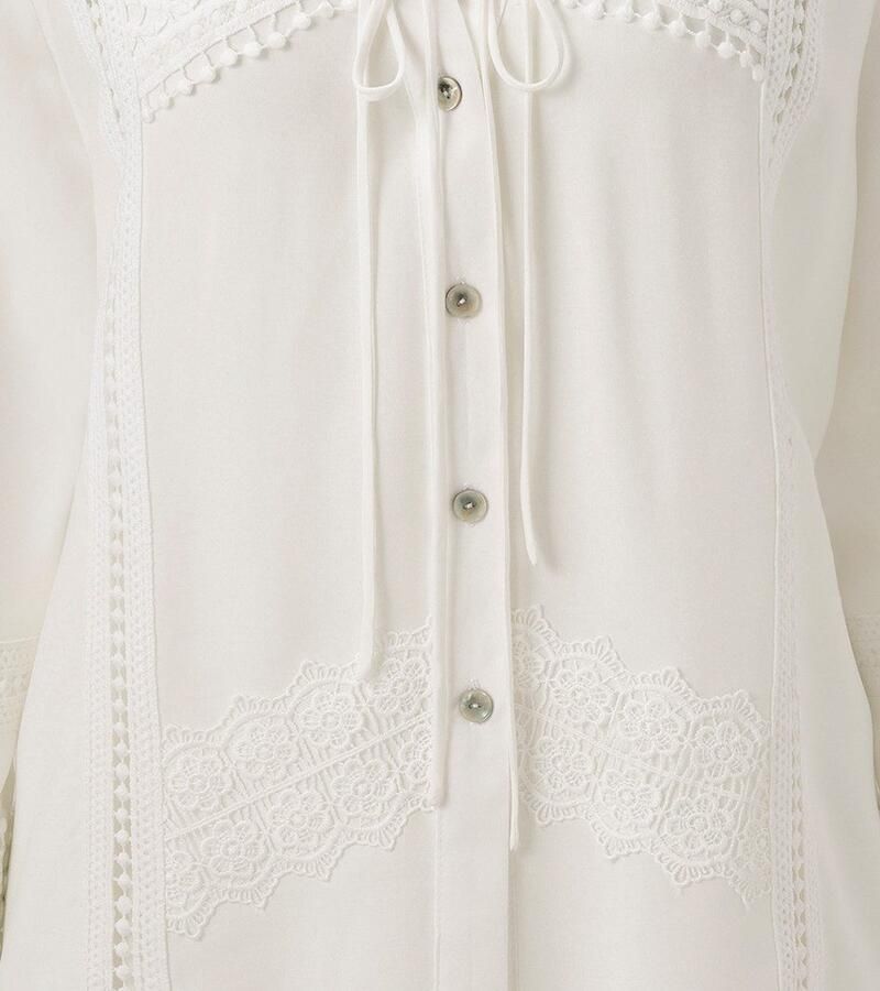 Aniston CASUAL Overhemdblouse rijkelijk versierd met verschillende soorten kant nieuwe collectie