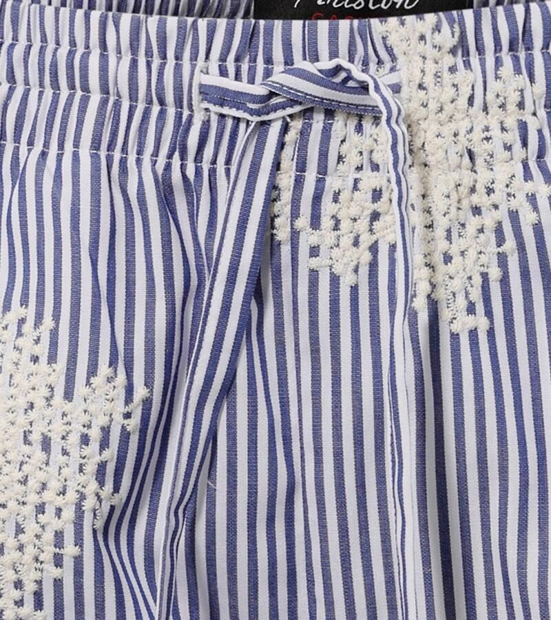 Aniston CASUAL Short gestreept en zorgvuldig versierd met borduurwerk