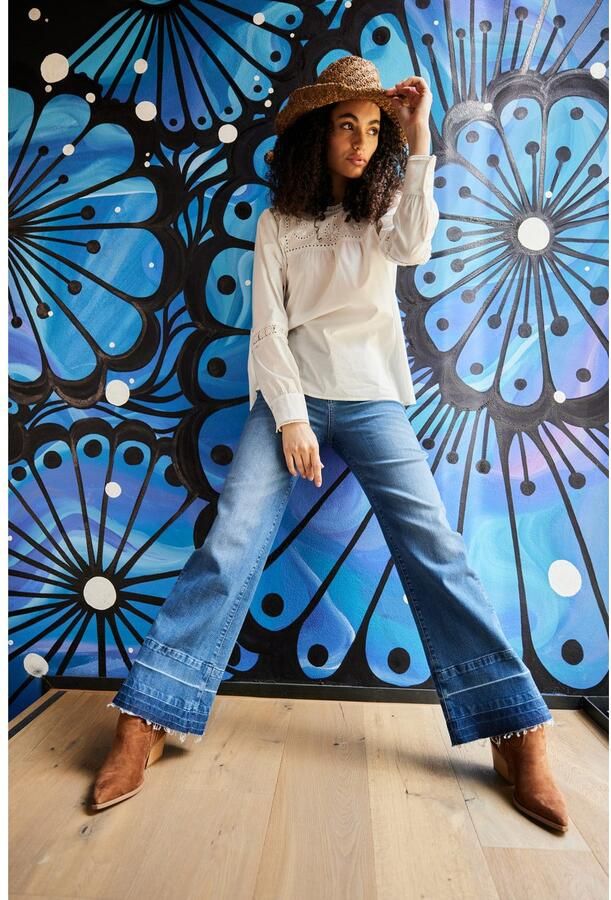 Aniston CASUAL Straight jeans met een trendy wassing op de licht gerafelde zoom - Foto 5