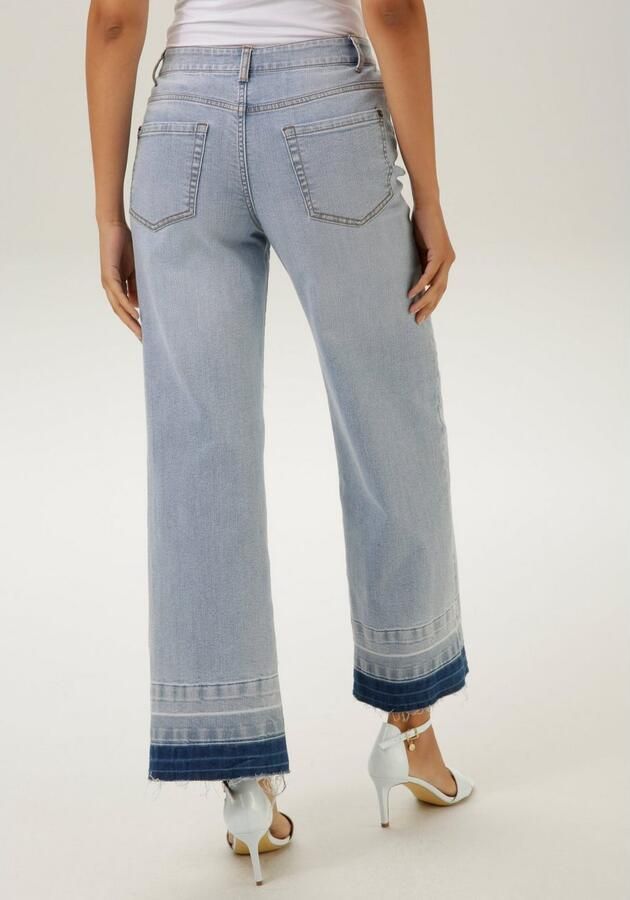 Aniston CASUAL Straight jeans met een trendy wassing op de licht gerafelde zoom - Foto 2