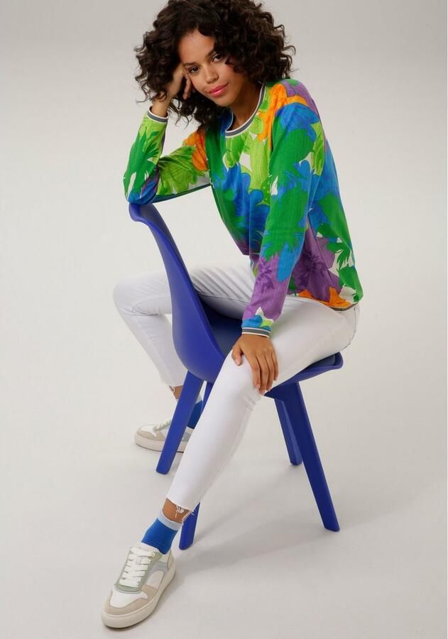 Aniston CASUAL Sweatshirt bedrukt met grote bloemen en bladeren - Foto 4