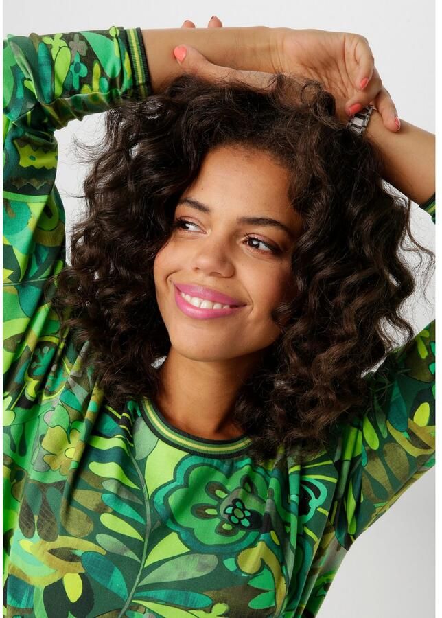 Aniston CASUAL Sweatshirt met extravagante print in batik-stijl - Foto 3