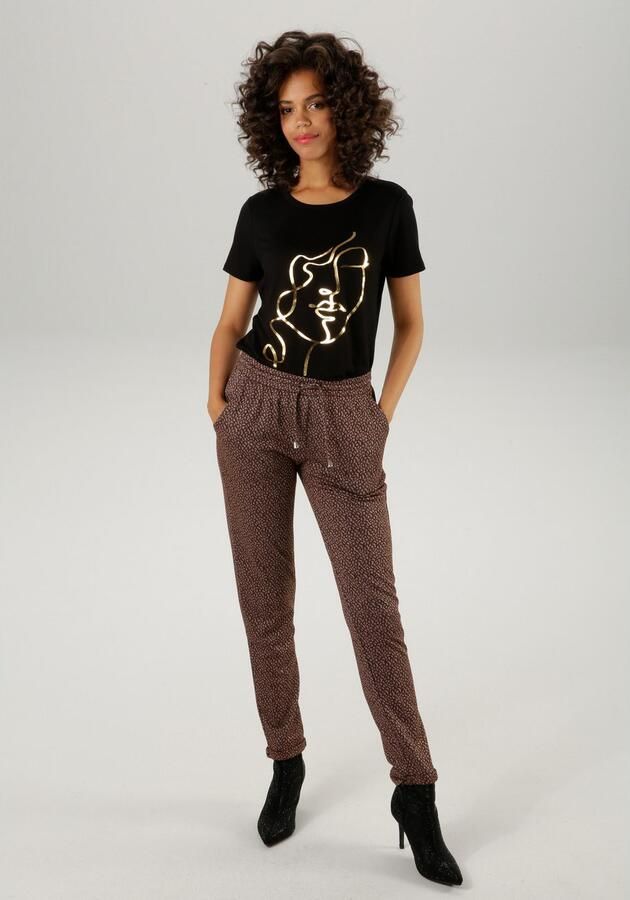 Aniston CASUAL T-shirt met abstract gezicht van glanzende folieprint - Foto 6