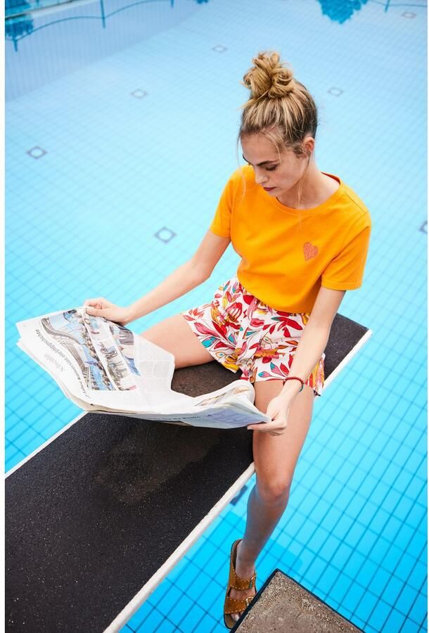 Aniston CASUAL T-shirt met grote statement-opschrift op de rug - Foto 6