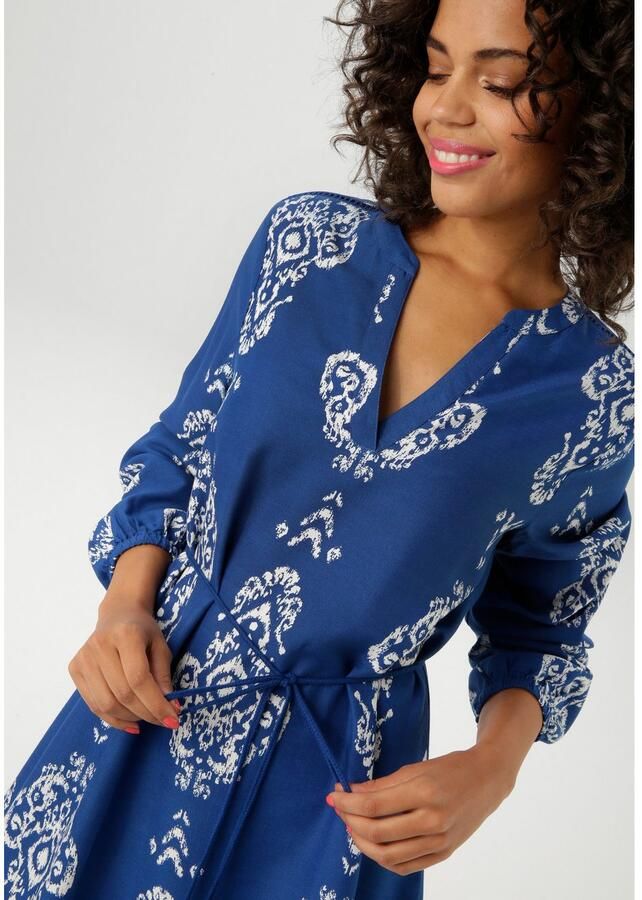 Aniston CASUAL Tuniekjurk met ornamentprint en contrasterende volant (Met afneembare koordbindband) - Foto 2