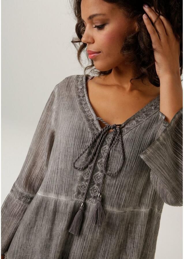 Aniston CASUAL Tuniekjurk met uitgebreide kantversiering (Met jersey onderjurk)