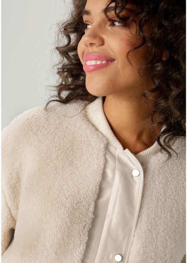 Aniston CASUAL Tweezijdig te dragen jack van knuffelzacht teddy-pluche en gladde geweven stof nieuwe collectie - Foto 3