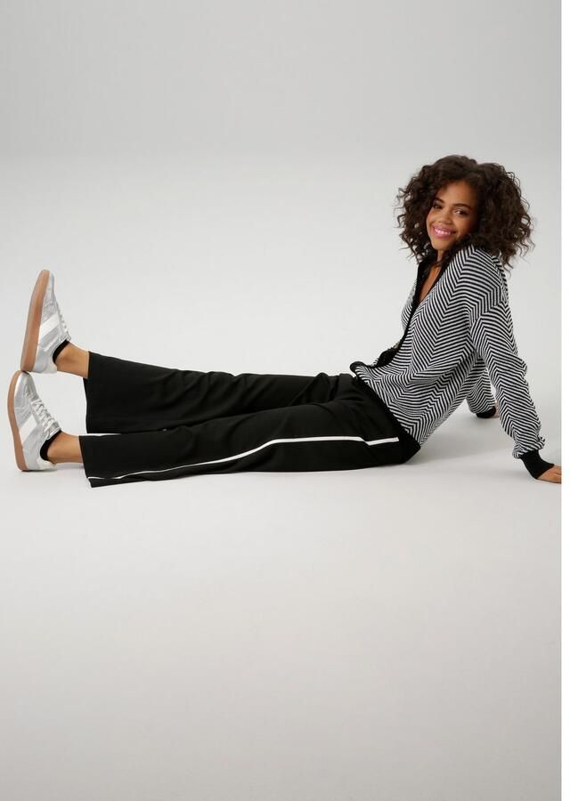 Aniston CASUAL Vest in trendy visgraat patroon - Foto 3