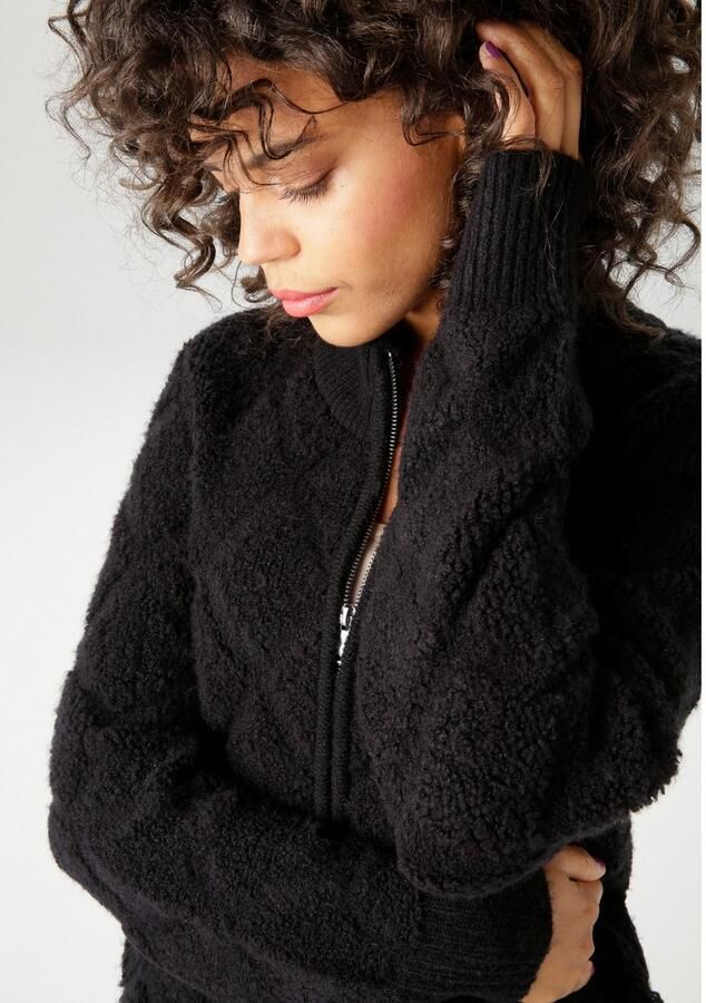 Aniston CASUAL Vest met discreet ruitpatroon in 3d-effect nieuwe collectie - Foto 3