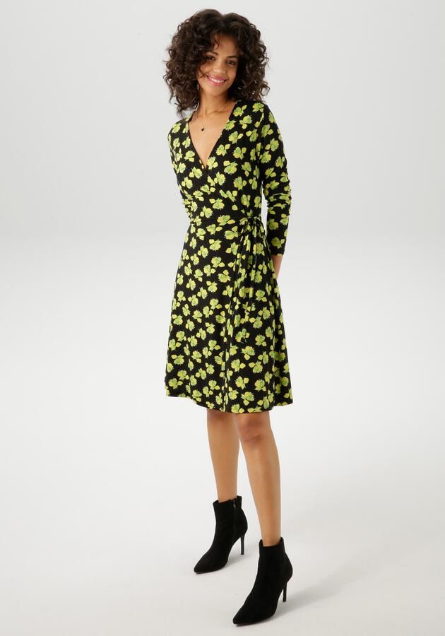 Aniston CASUAL Wikkeljurk met kunstzinnige bloemen bedrukt - Foto 7