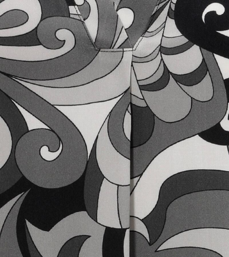 Aniston CASUAL Zomerjurk met harmonieuze kleuren grafische print