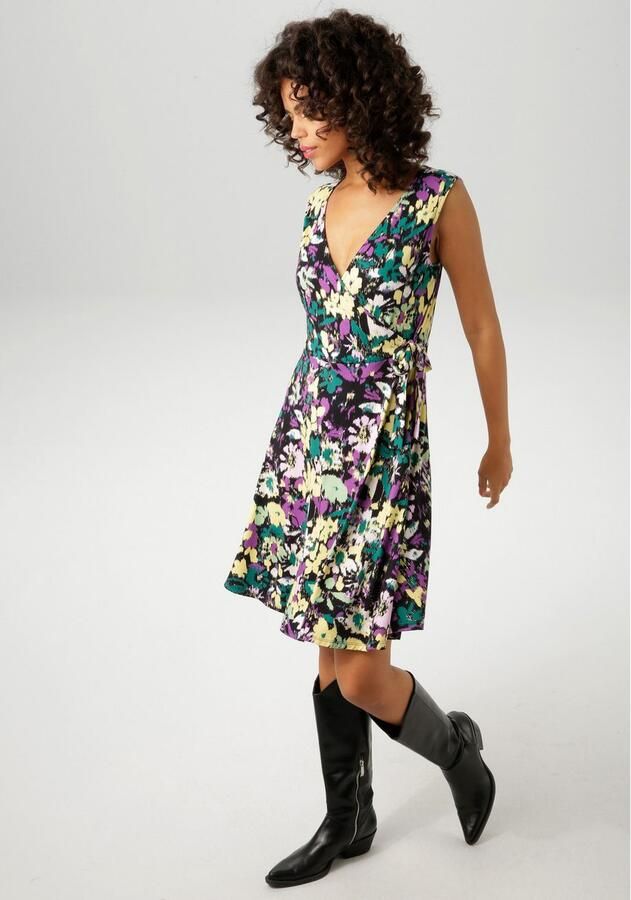 Aniston CASUAL Zomerjurk met schilderachtig bloesemprint elk stuk is uniek - Foto 3