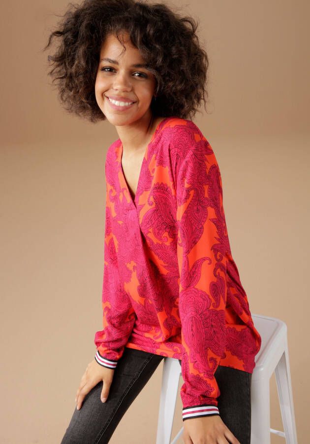 Aniston CASUAL Blouse zonder sluiting met kleurrijke royale ornamentprint