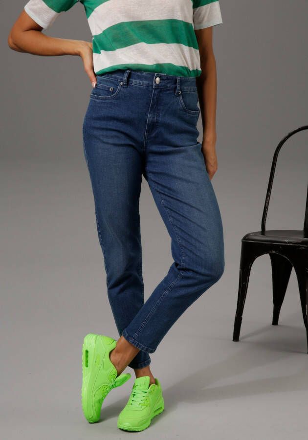 Aniston CASUAL Mom jeans met stijlvolle used look