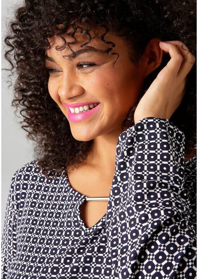 Aniston PLUS Shirt met lange mouwen met grafische all-over print - Foto 3