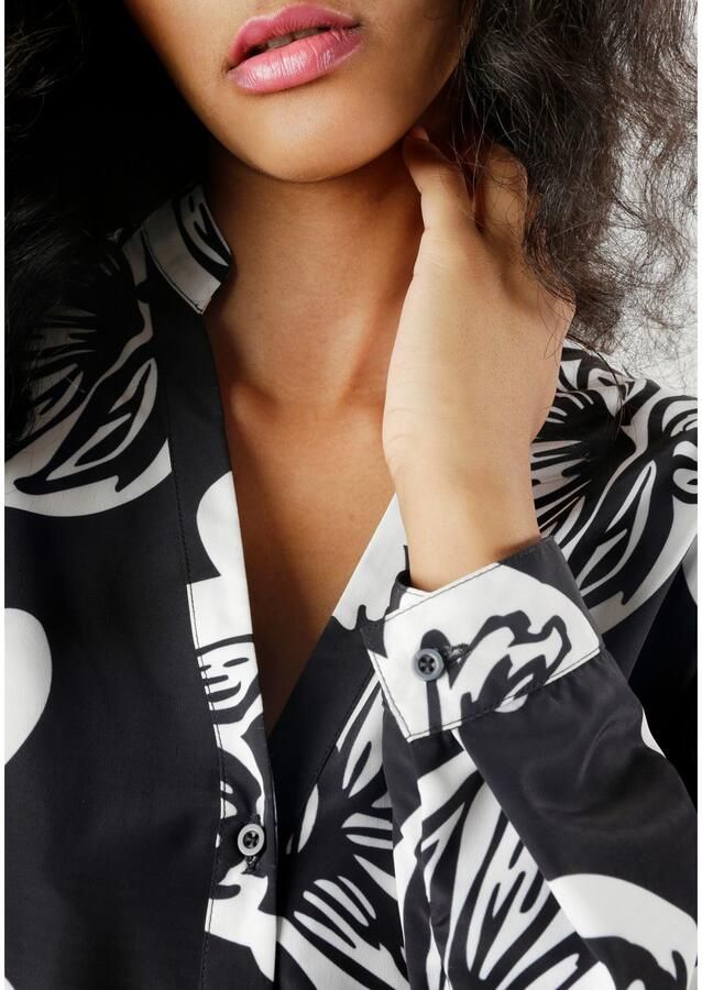 Aniston SELECTED Blouse zonder sluiting met opvallende bloesemprint en knoopsluiting - Foto 3