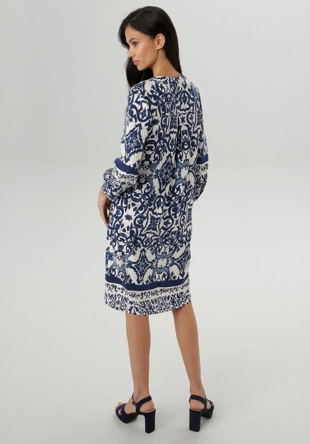 Aniston SELECTED Blousejurk met grootvlak orna tenpatronen - Foto 3