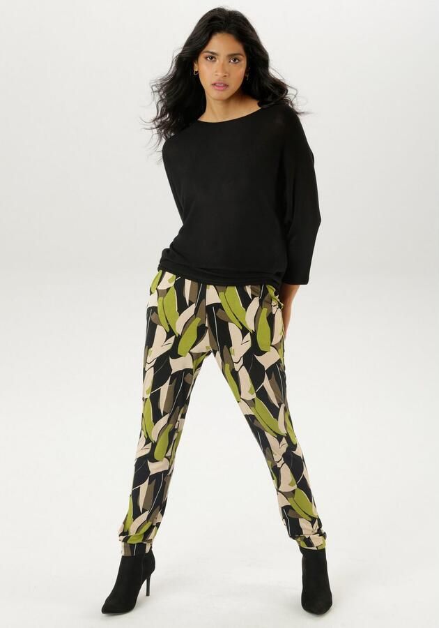 Aniston SELECTED Comfortbroek met trendy allover-print - Foto 5