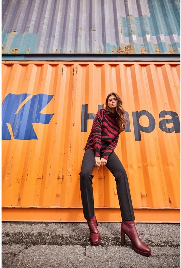 Aniston SELECTED Gebreide trui met dierenpatroon en hoge staande kraag - Foto 7