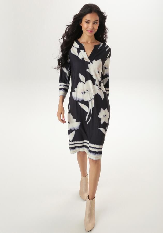 Aniston SELECTED Jerseyjurk bedrukt met grootvlak batikbloe en bloesems nieuwe collectie - Foto 7