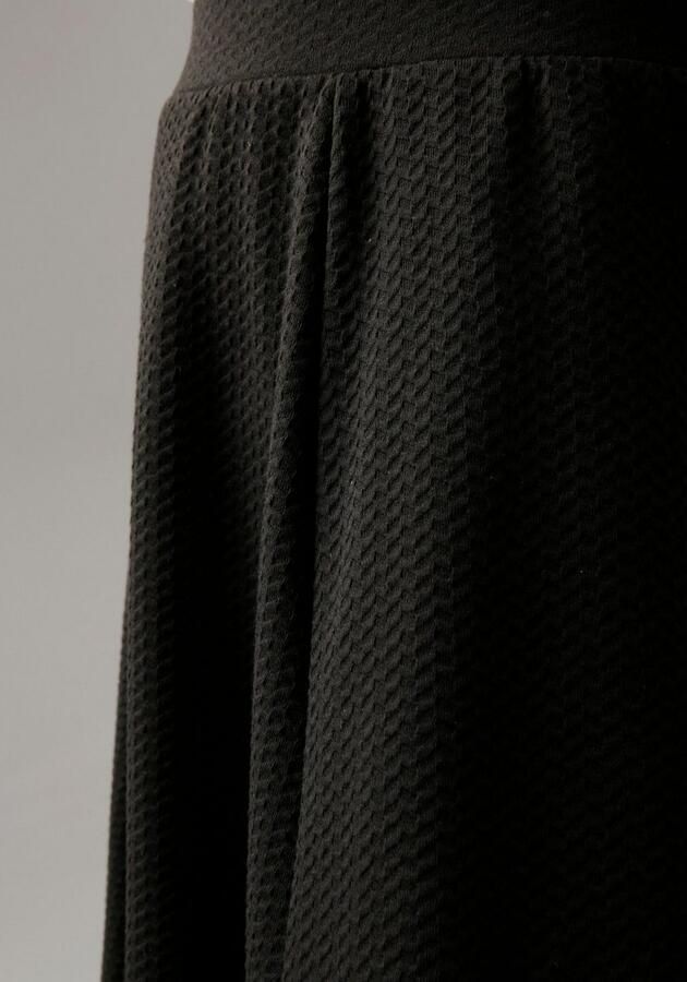 Aniston SELECTED Jerseyrok met structuur - Foto 6