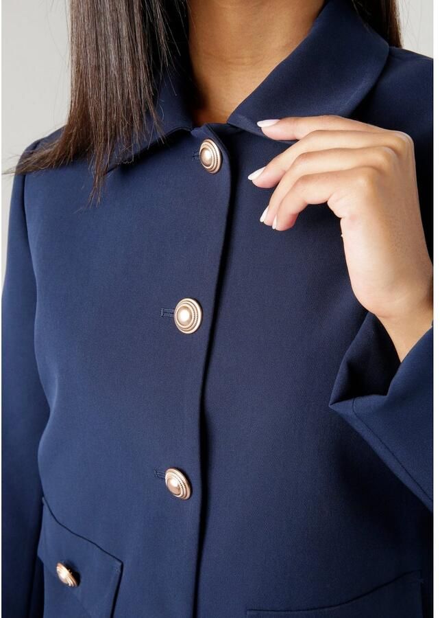 Aniston SELECTED Korte blazer met roségoudkleurige knopen - Foto 2