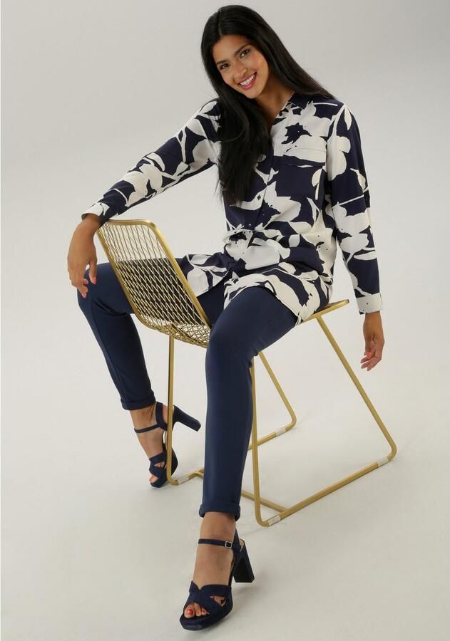 Aniston SELECTED Lange blouse met aantrekkelijke patroon en oprolbare mouwen - Foto 5