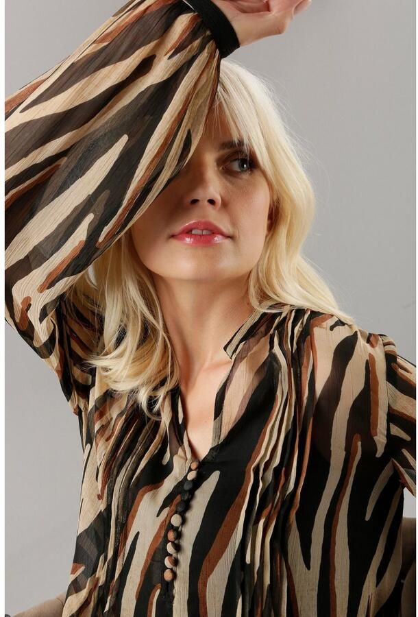 Aniston SELECTED Lange tuniek met stofbedekte knopen en bies