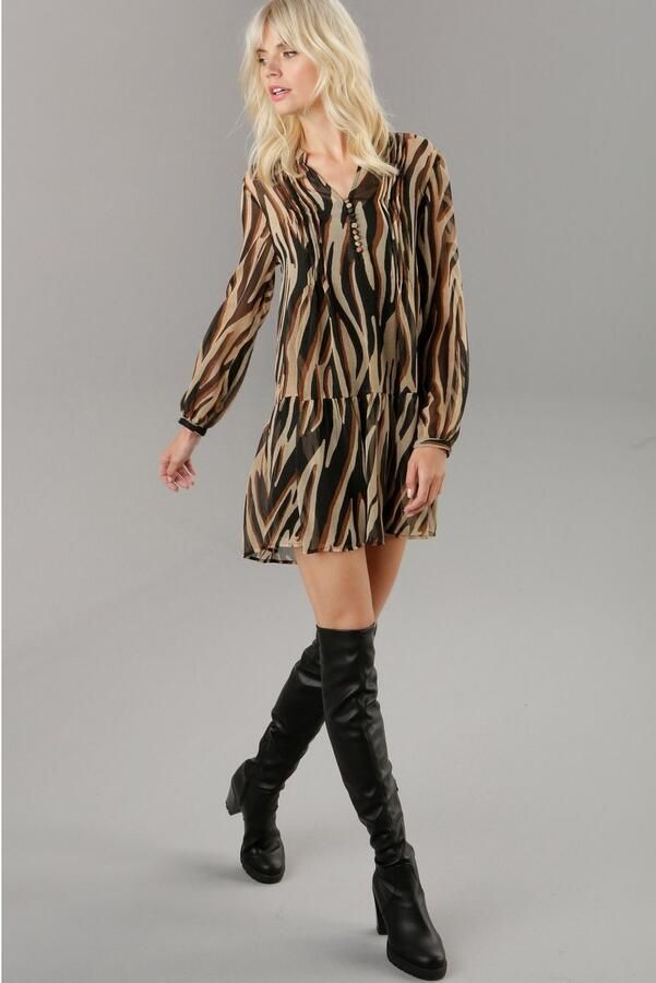 Aniston SELECTED Lange tuniek met stofbedekte knopen en bies - Foto 4